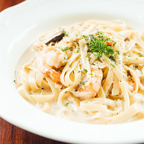 Shrimp and cream cheese tagliolini